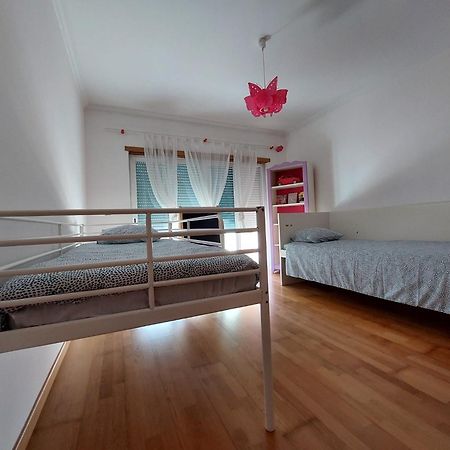 A Family House In Santa Cruz, Torres Vedras Villa Silveira  Екстериор снимка