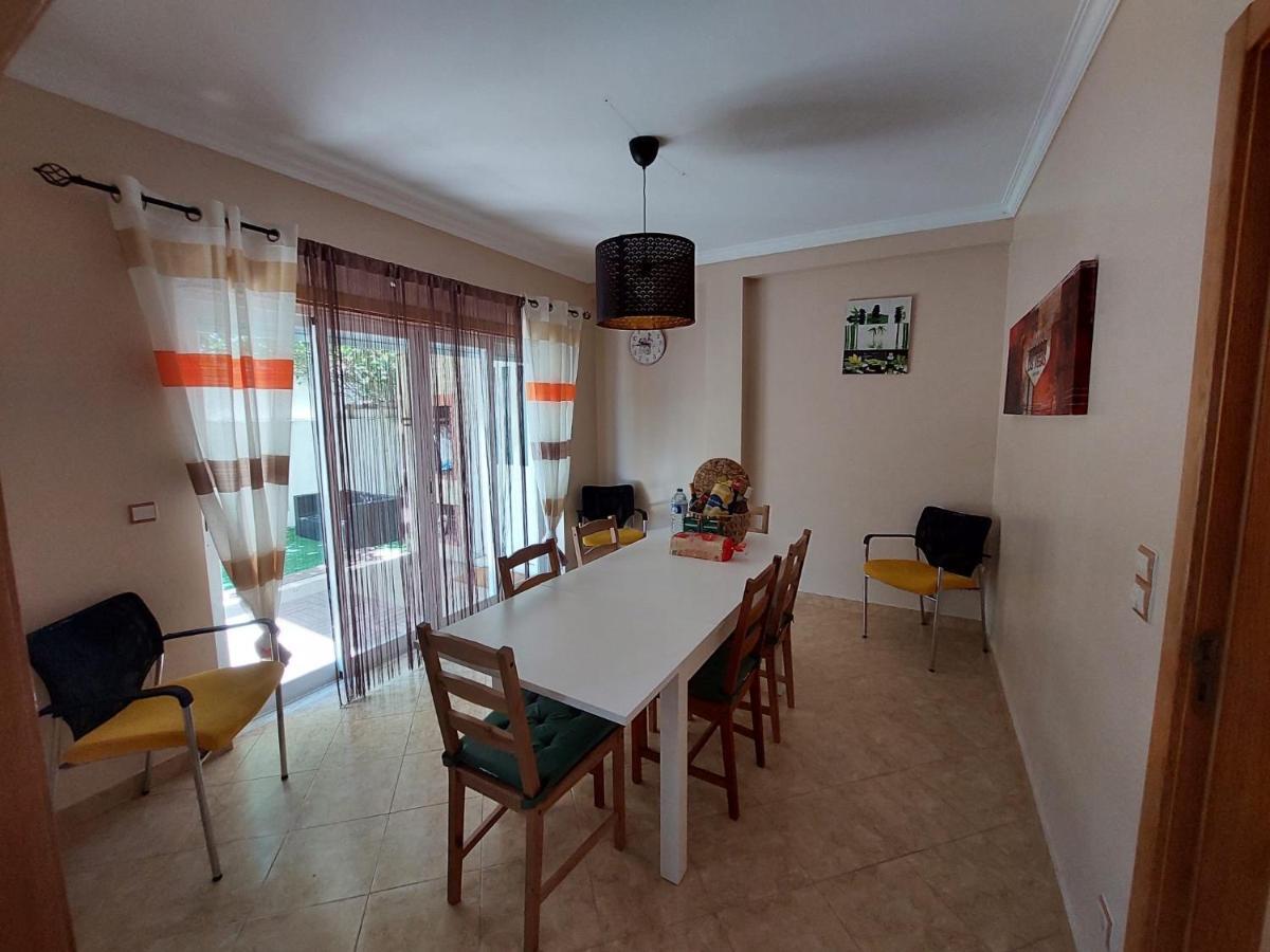 A Family House In Santa Cruz, Torres Vedras Villa Silveira  Екстериор снимка